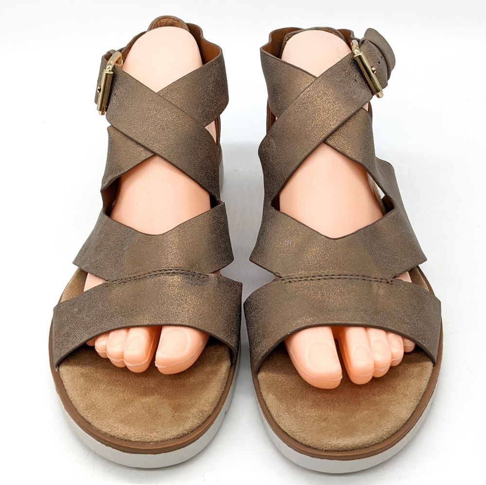Hocus Pocus Kayla Sandals Gold Copper Size 8